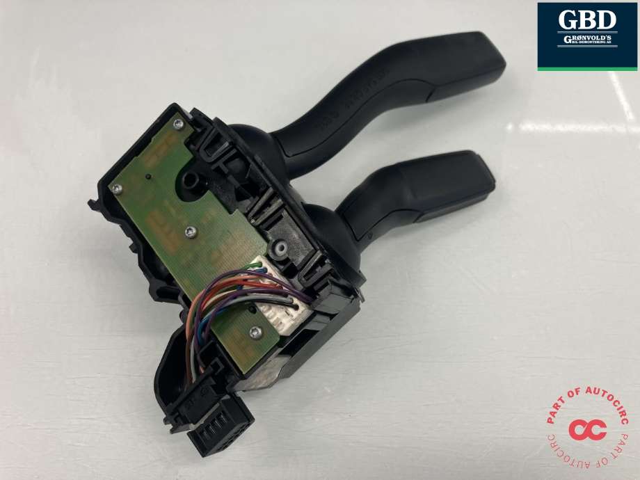 Bryter blink til Audi TT 2006-2014 (Type II) (8P0 953 513 D 9B9|8P0 953 513 B| 01 3036 10)