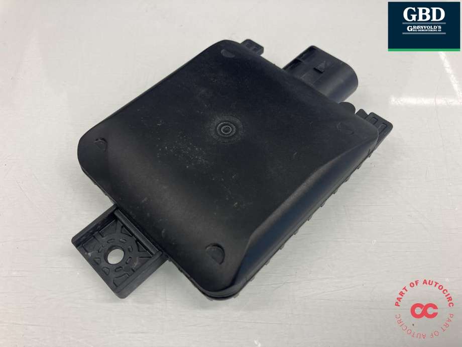 Sensor blindsone til Škoda Karoq 2017-->>  (2Q0 907 685 B|6PZ 013 498 - 27|)