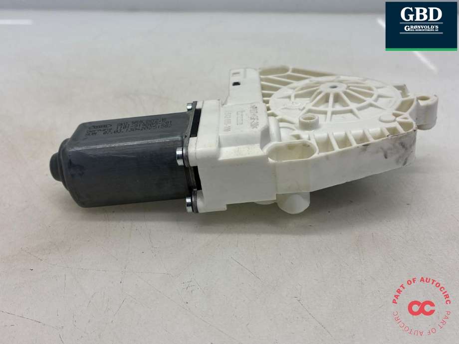 Ruteheis, kun motor, høyre foran til Audi A7 2010-2014 (Type I, Fase 1)  (8K0 959 802 B|)