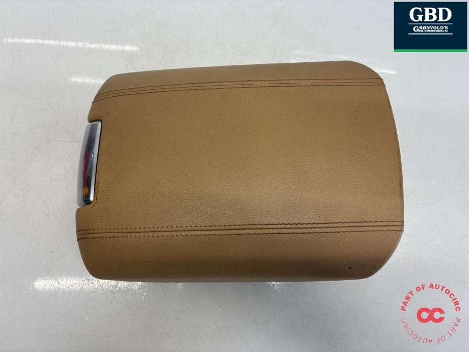 Midtarmlene foran til Porsche Cayenne, 2010-2017 (92A) (92A) (958 553 207 40 32X)