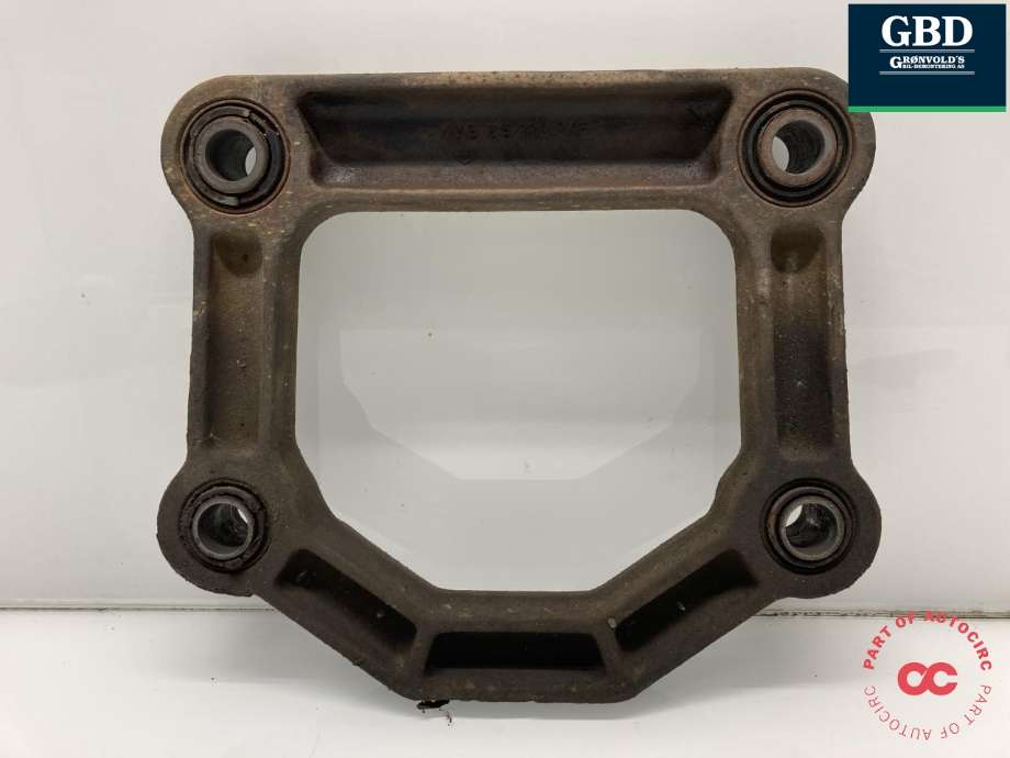 Diverse deler til Jaguar XJ X308, 1998-2002  (MNB2840AA)