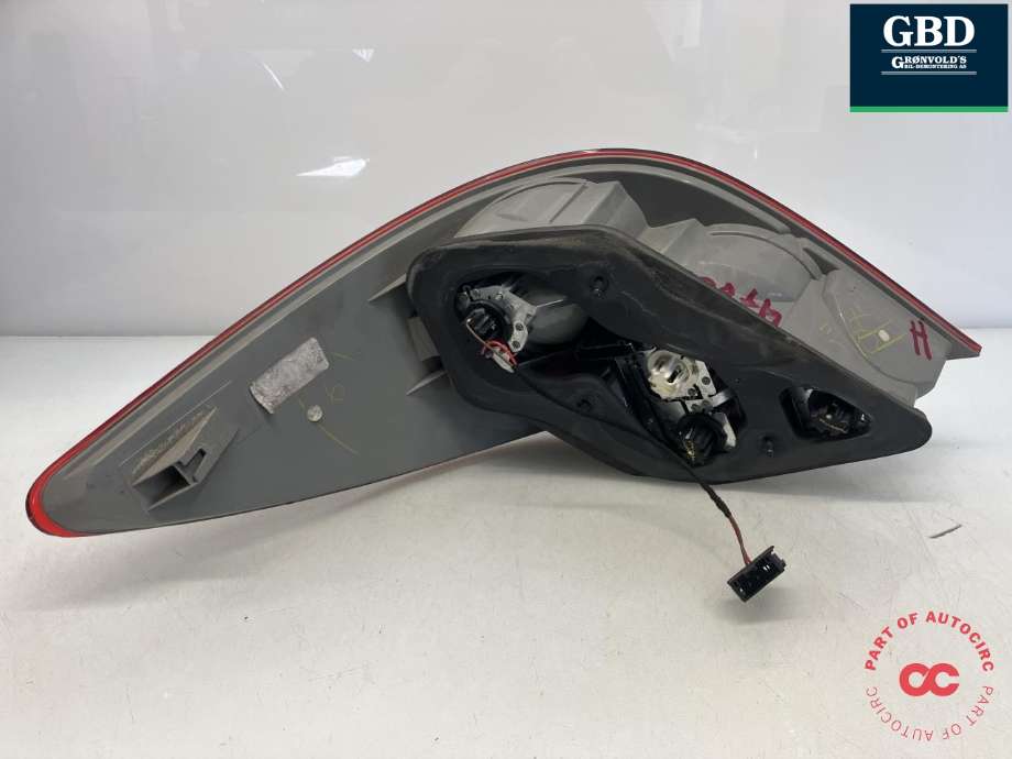Baklykt høyre til Mercedes R-Klasse 2006-2013 (W251) (W251) (A 251 820 16 64|A 251 820 10 64|A 251 820 02 64)
