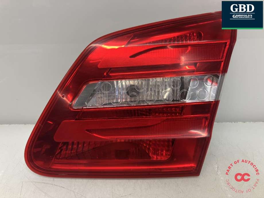 Baklykt høyre indre til Mercedes B-Klasse, 2011-2018 (W246) (W246) (A 246 906 64 00)