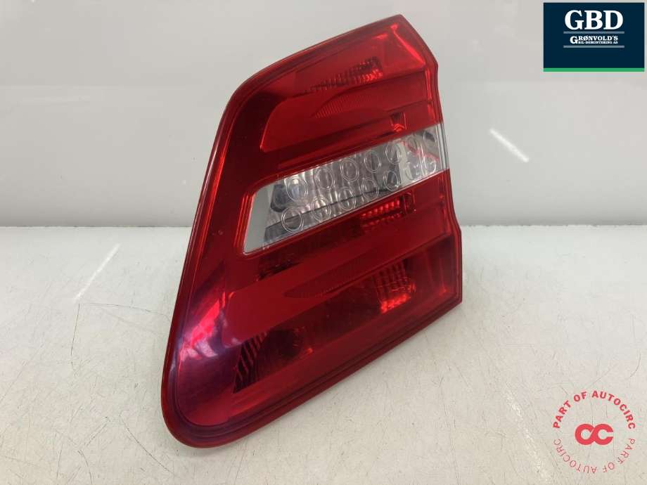 Baklykt høyre indre til Mercedes B-Klasse 2011-2018 (W246) (W246) (A 246 906 64 00|607702|)