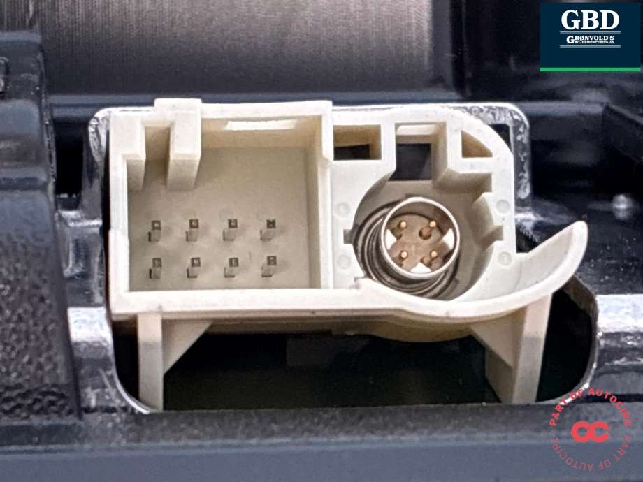 Instrumentpanel til Ford Capri 2024-->>  (2707615|VWR2KA-10849-DA|R2KX-R045F44-A)