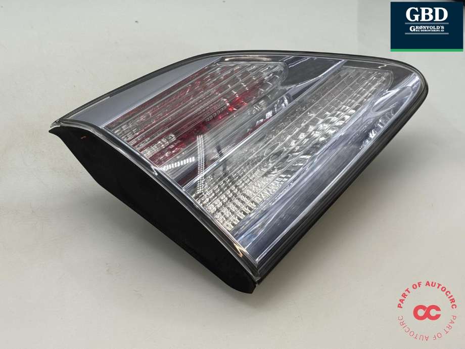 Baklykt venstre indre til Lexus RX 2009-2015 (Type III) (AL10) (AL10) (8159148120|)