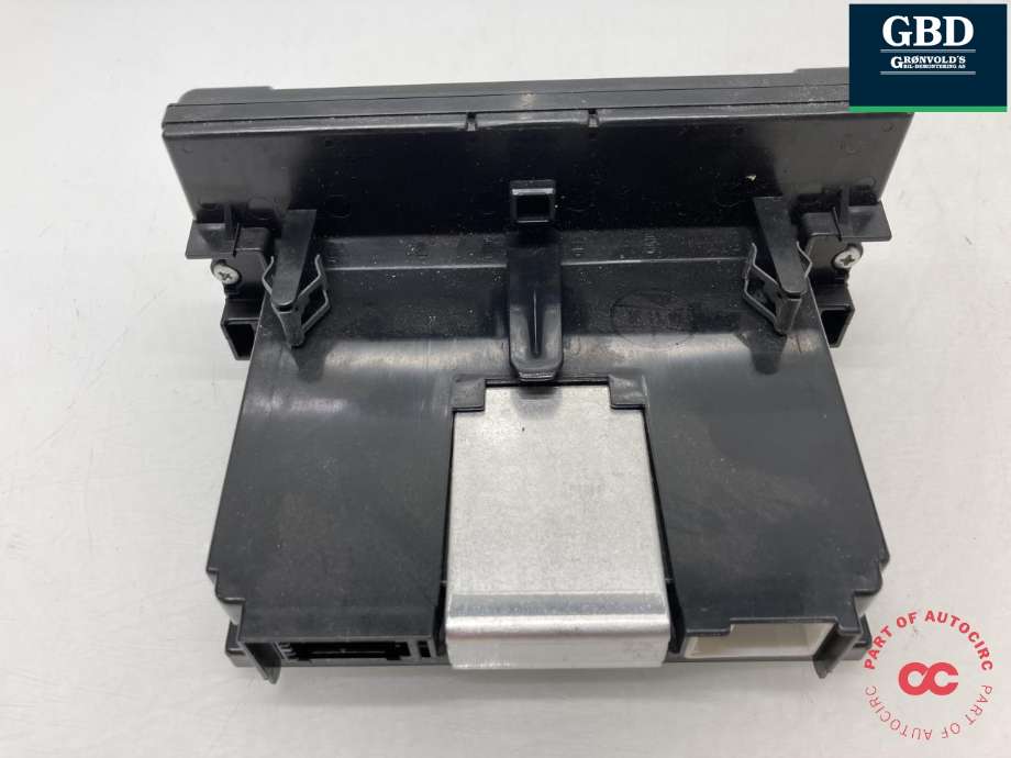 Bilstereo navigasjon skjerm til Volvo C30 2006-2009 (Fase 1) (|30797719)