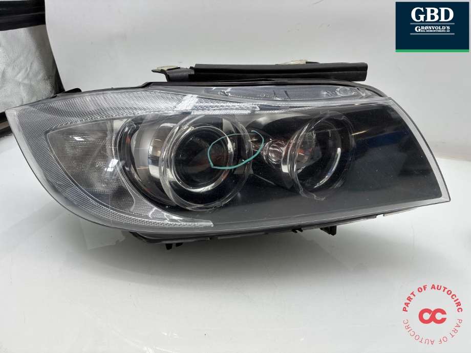 Frontlykt høyre xenon til BMW 3-Serie, 2005-2011 (E90/E91/E92/E93) (E90/E91/E92/E93) (63 11 7 161 672)