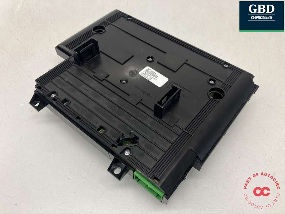 Bilstereo betjeningspanel til Volvo V70 2007-2013 (Type III, Fase 1)  (ALPS|30782904|M321CA0-0003|)