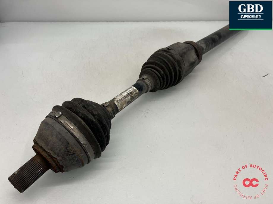 Drivaksel høyre foran, diesel/automat til Volvo V70, 2007-2013 (Type III, Fase 1)  (6G9N-3B436-BD)
