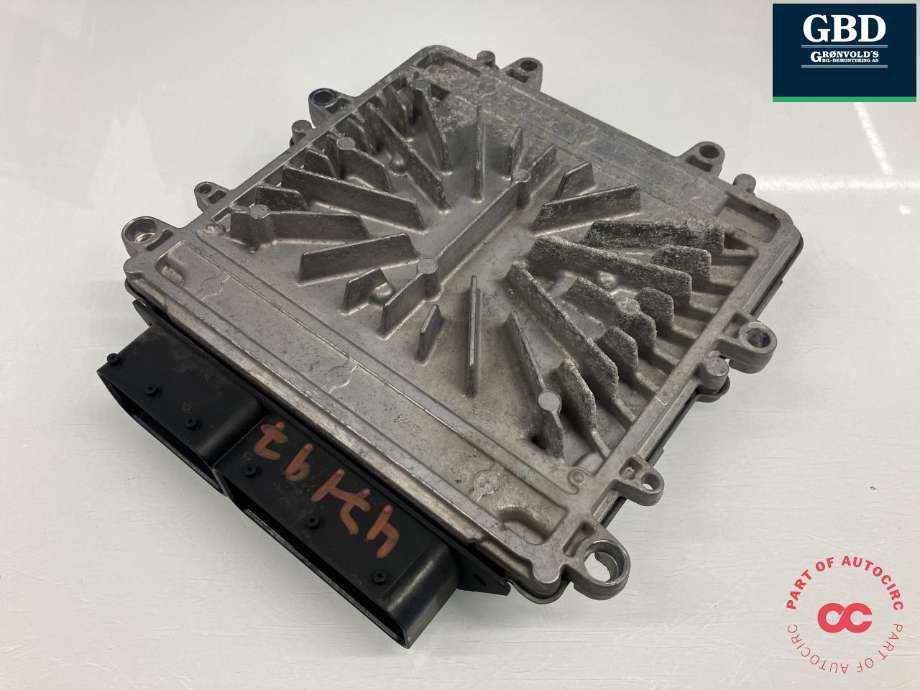 Styreenhet motor til Volvo V70 2007-2013 (Type III, Fase 1) (BOSCH||31272462|0 281 012 765)