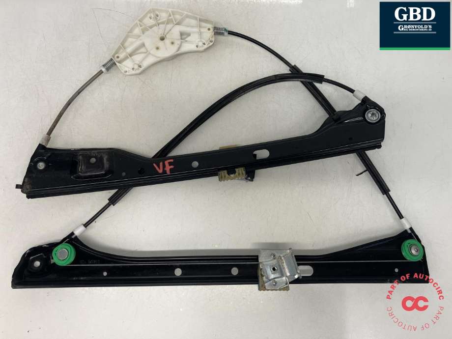 Ruteheis venstre foran til VW Golf, Plus/Cross 2009-2013 (Fase 2) (5M0 837 461|)