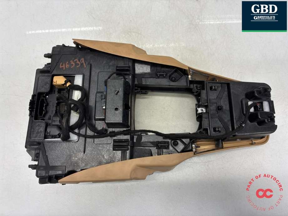 Innredning, Konsoll til Porsche Cayenne 2010-2017 (92A) (92A) (958 553 239 11|174302|)
