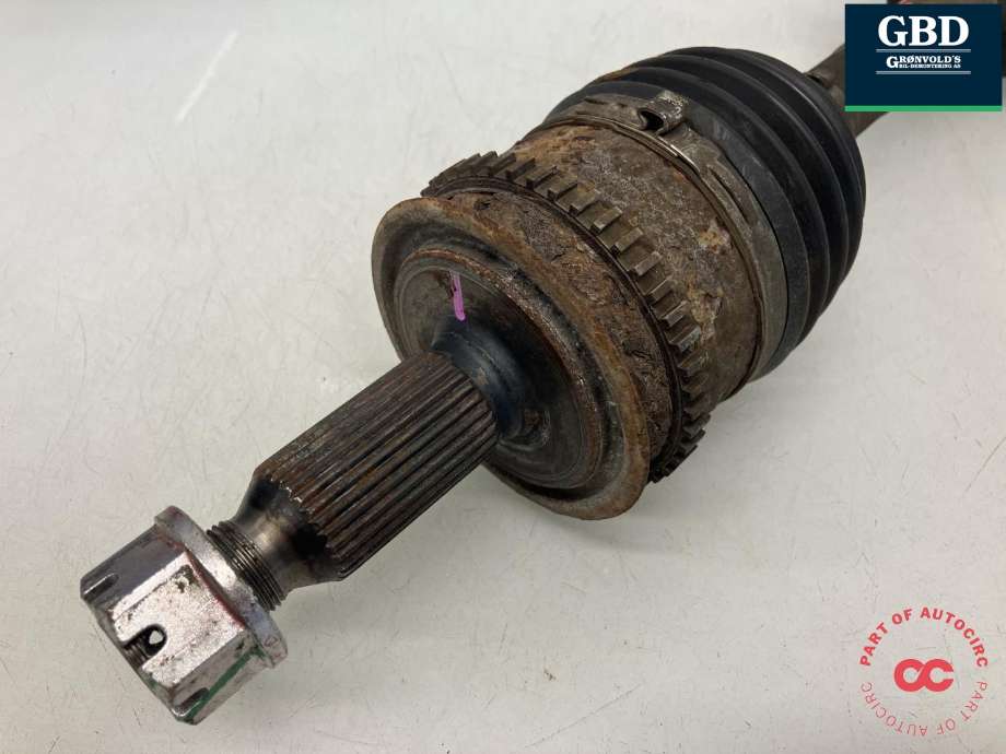 Drivaksel høyre foran, diesel/automat til Mitsubishi L200 2015-2019 (Type V, Fase 1) (3815A582|)