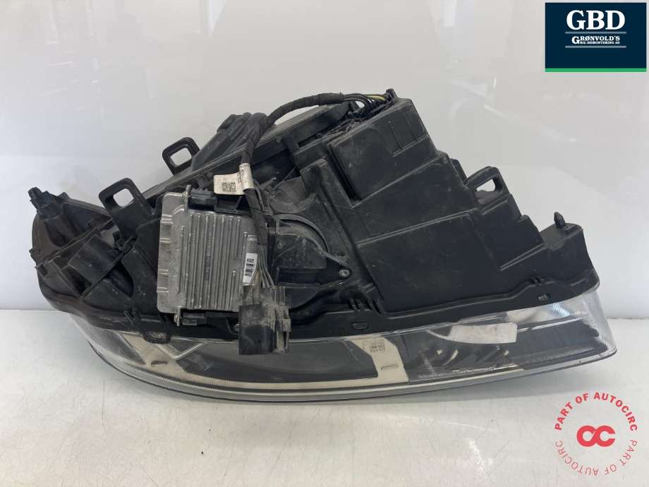 Frontlykt venstre xenon til Volvo V60 2010-2013 (Type I, Fase 1) (VALEO||31395902|89907813)
