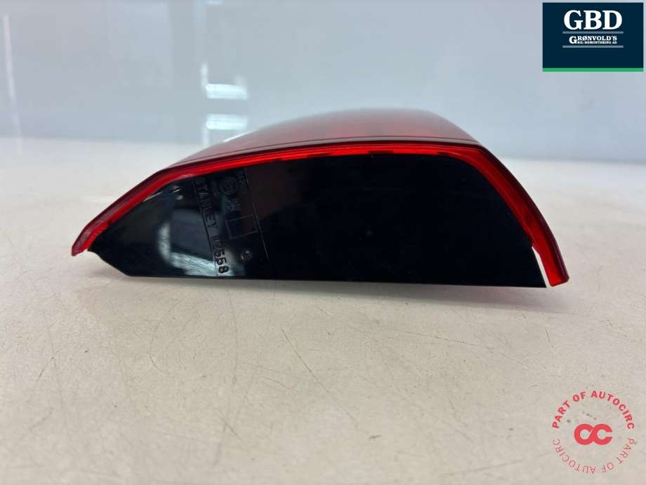 Baklykt høyre indre til Mitsubishi Outlander 2015-->> (Type III, Fase 2)  (8331A180|)
