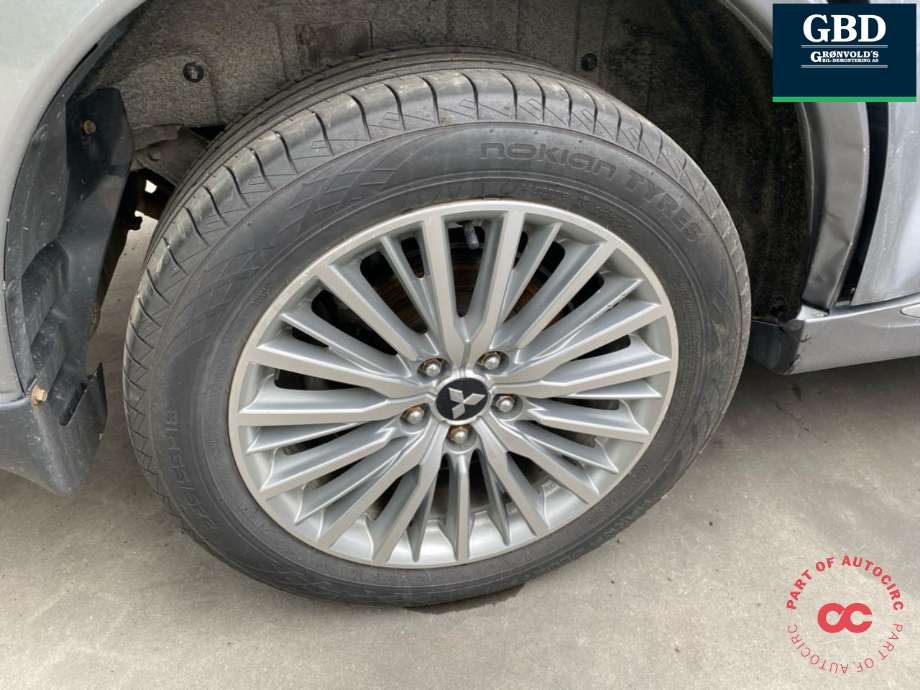 Hjulsett aluminium sommer til Mitsubishi Outlander 2015-->> (Type III, Fase 2)  (NOKIANTYRES HAKKA BLUE SUV3|225-55R18|PROD 22)