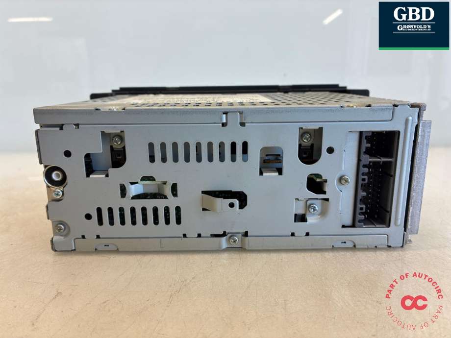 Bilstereo til Dodge Ram 2003-2008 (Type III) (P05091609AD|P05064300AC|)