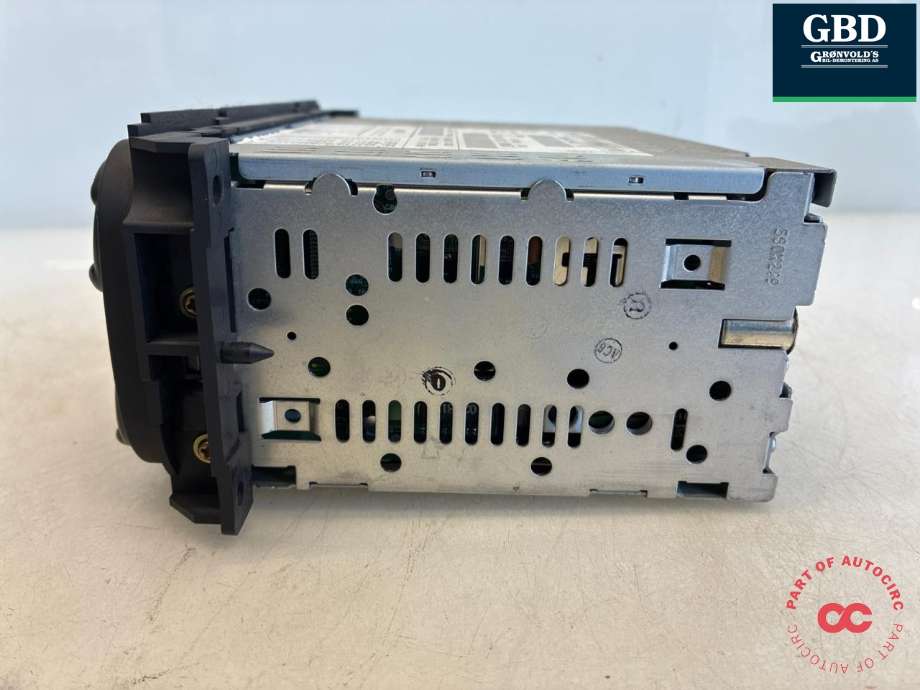 Bilstereo til Dodge Ram 2003-2008 (Type III) (P05091609AD|P05064300AC|)