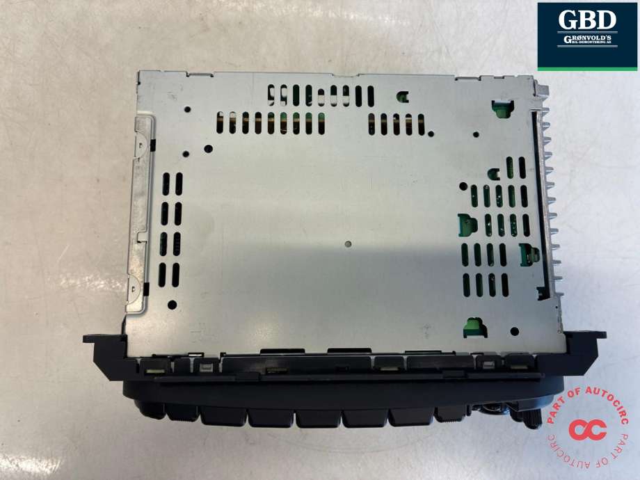 Bilstereo til Dodge Ram 2003-2008 (Type III) (P05091609AD|P05064300AC|)