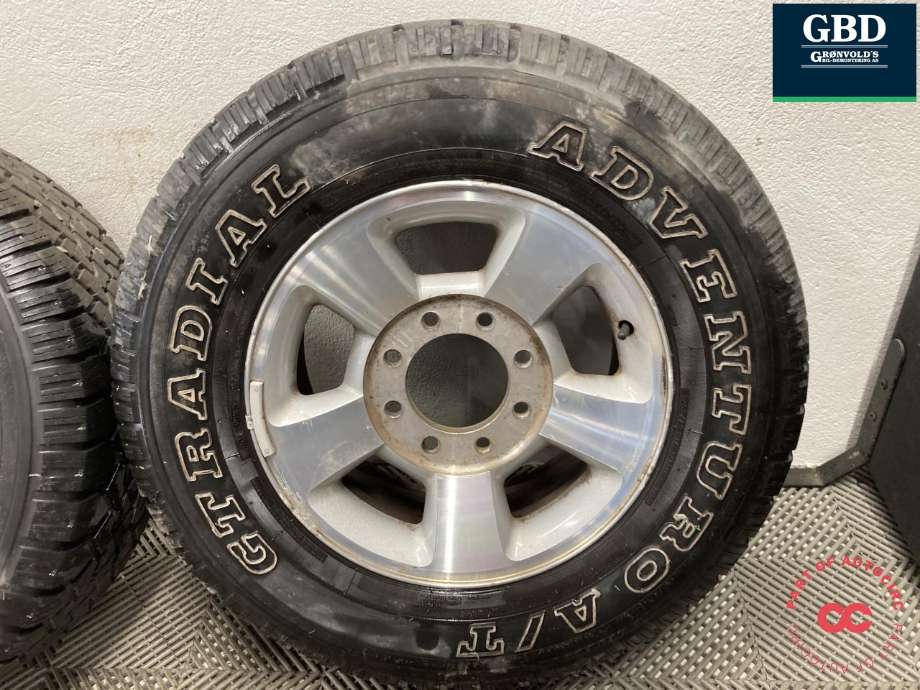 Hjulsett aluminium sommer til Dodge Ram 2003-2008 (Type III)  (GT RADIAL|ADVENTURO A/T|265/70R17  8JX17 ET IKKE SYNLIG|7.3-7.9 MM)