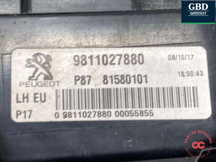 Baklykt venstre indre til Peugeot 5008 2017-->> (Type II)  (|9811027880)