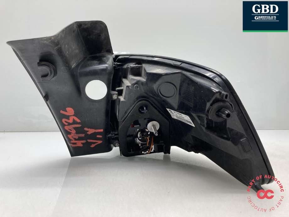 Baklykt venstre ytre til Peugeot 5008 2017-->> (Type II)  (|9811028080)