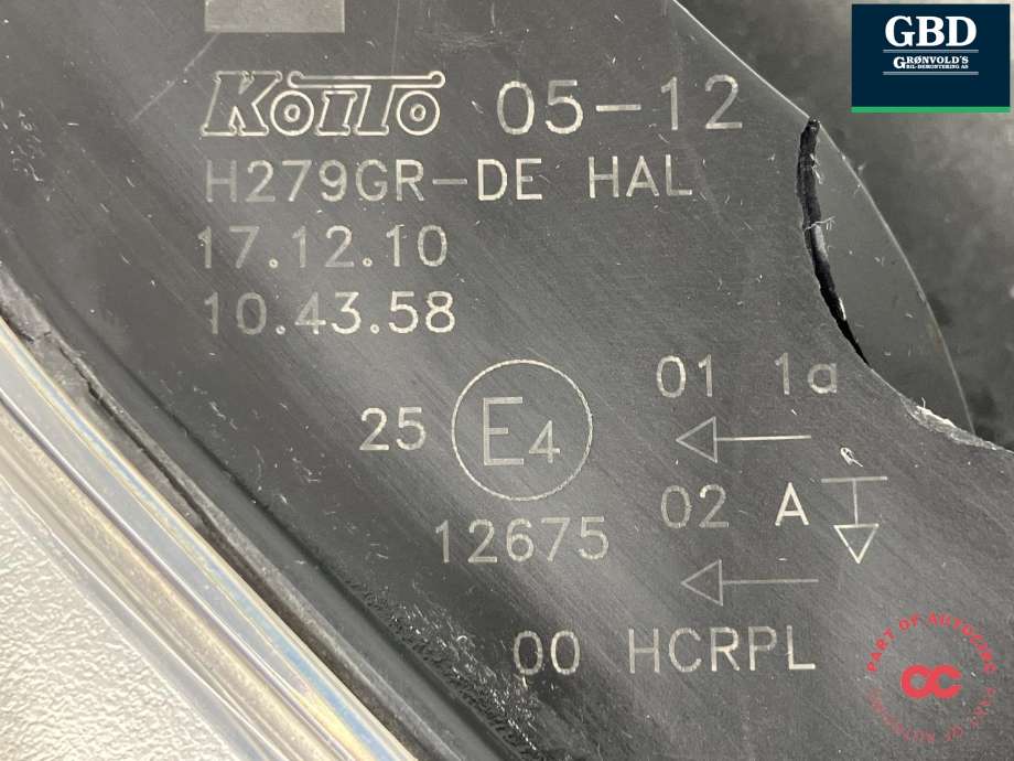 Frontlykt høyre halogen til Toyota Avensis 2009-2015 (Type III, Fase 1) (KOITO|8113005312|8113005311|H279GR-DE)