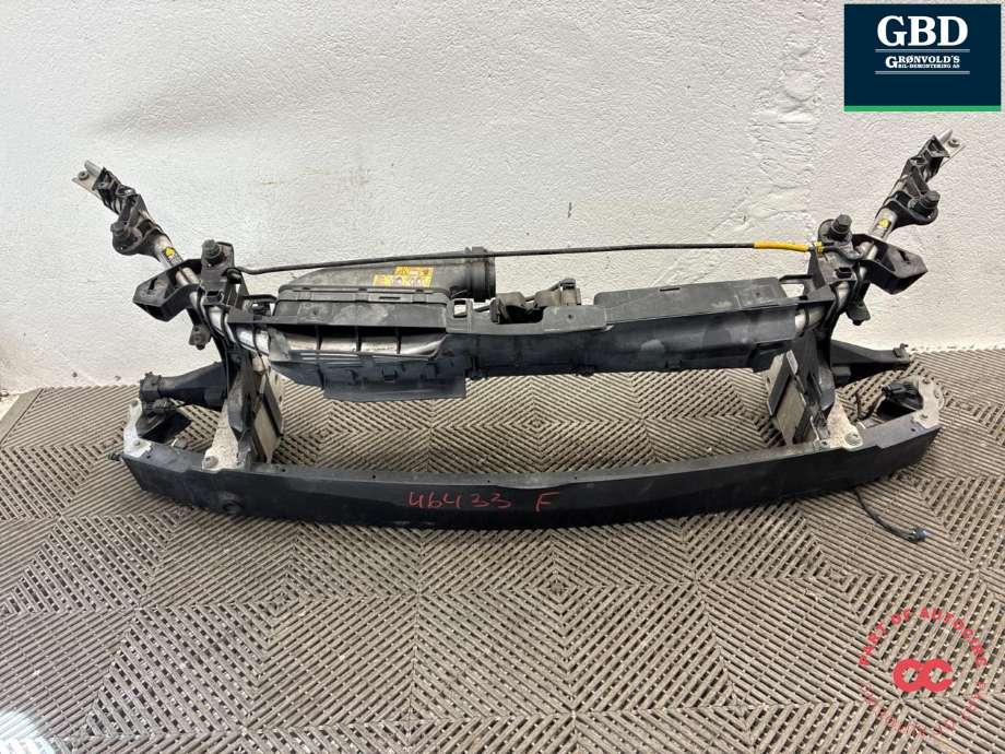 Frontplate til Mercedes CLA, 2013-2019 (C117) (C117) (A 246 620 02 34 64)