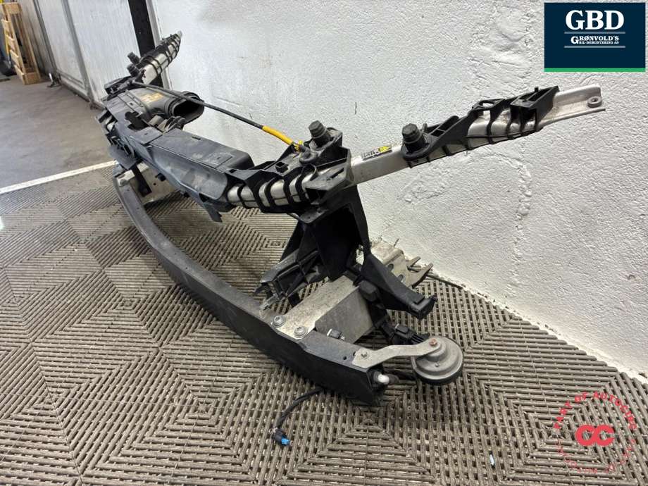Frontplate til Mercedes CLA 2013-2019 (C117) (C117) (A 246 620 02 34 64|A 246 620 02 34|)