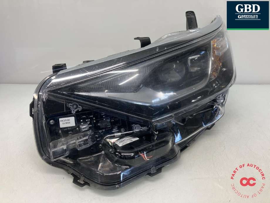 Frontlykt venstre full-LED til Toyota Auris 2015-2019 (Type II, Fase 2)  (VALEO|8117002K60|81150-02K60|90070906)
