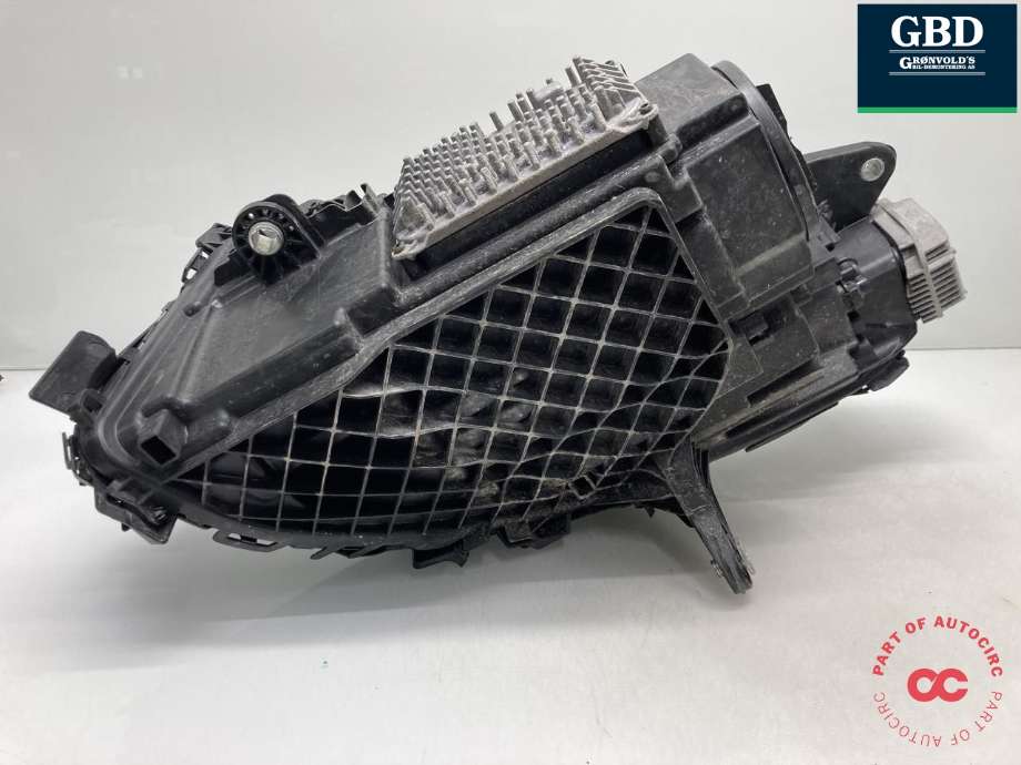 Frontlykt høyre full-LED til Mercedes EQC 2019-->>  (A 293 906 82 00|A293 906 12 01|)