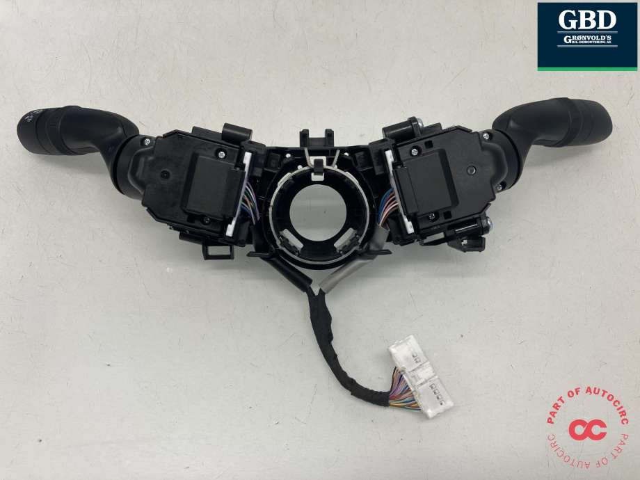 Bryter combi til Toyota Yaris 2020-->> (Type IV) (|02A50-17J916|02D70-17J910)