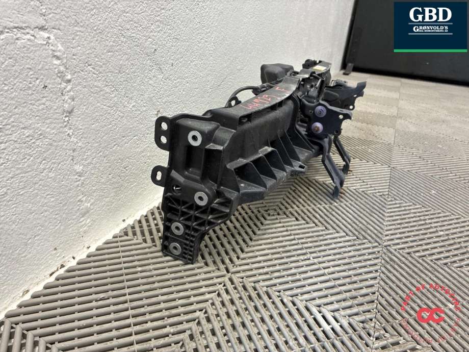 Frontplate øvre til Toyota Yaris 2020-->> (Type IV) (|17752-F3040)