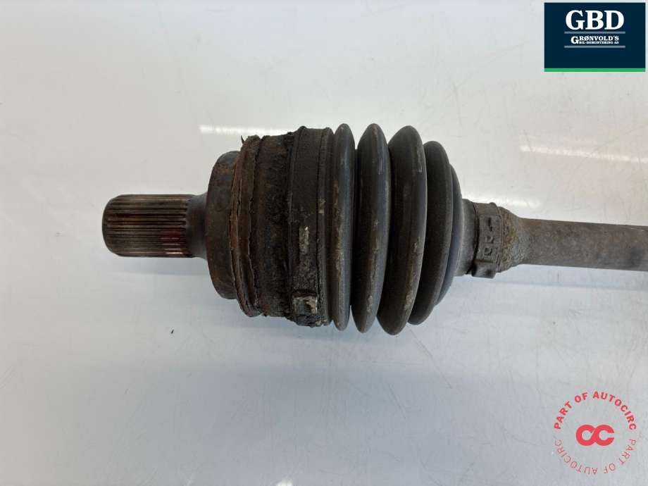 Drivaksel venstre foran, diesel/automat til Mercedes E-Klasse 2009-2013 (Fase 1) (W212) (W212) (A 212 330 02 00|A 212 330 18 01|)
