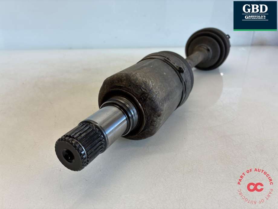 Drivaksel høyre foran, diesel/automat til Mercedes E-Klasse 2009-2013 (Fase 1) (W212) (W212) (A 212 330 11 00|A 212 330 19 01|)