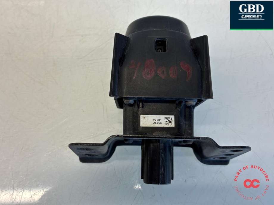 Parkeringskamera foran til Toyota Land Cruiser 150 2010-2013 (Fase 1)  