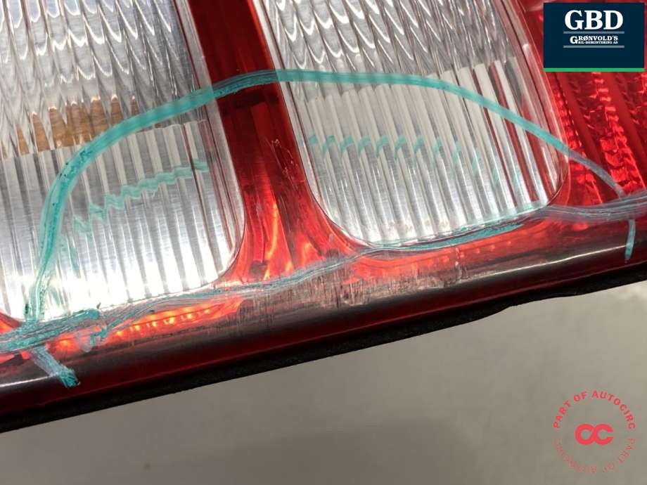Baklykt høyre til VW Caddy 2010-2015 (Type III, Fase 2)  (2K5 945 096 P|2K5 945 096 J|2K5 945 258)