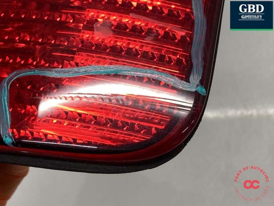 Baklykt høyre til VW Caddy 2010-2015 (Type III, Fase 2)  (2K5 945 096 P|2K5 945 096 J|2K5 945 258)
