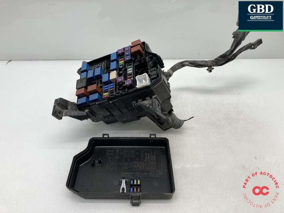 Sikringsboks motorrom til Suzuki SX4 S-CROSS, 2013-->> (Type II) (NO PART ID)