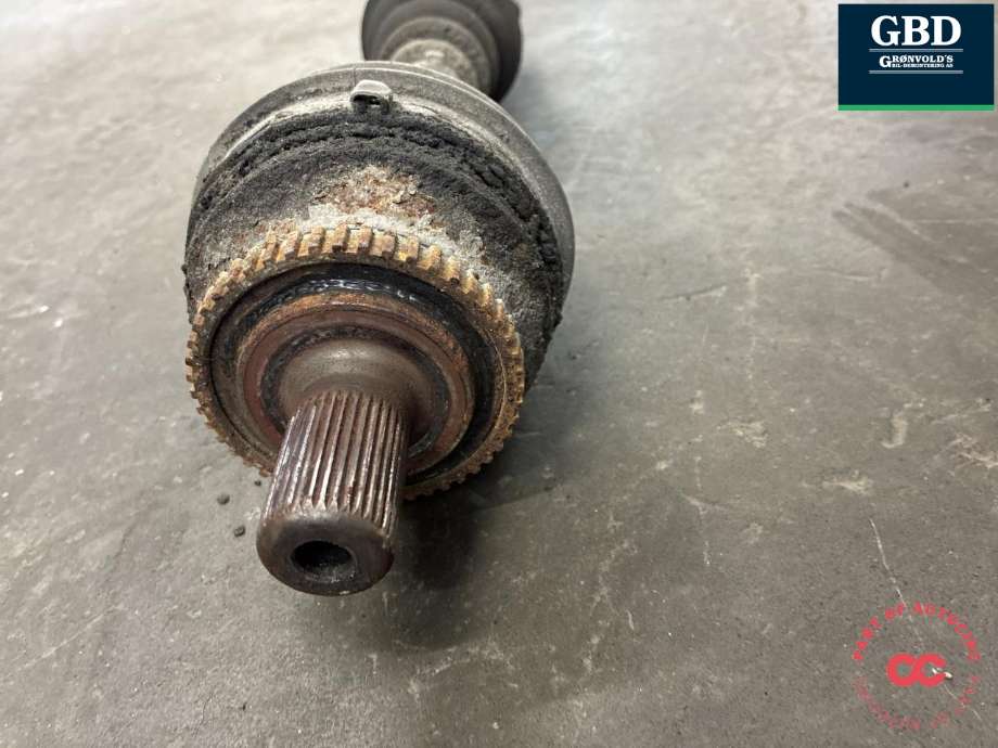 Drivaksel høyre foran, diesel/automat til Volvo V70 2000-2004 (Type II, Fase 1) (8252046|)