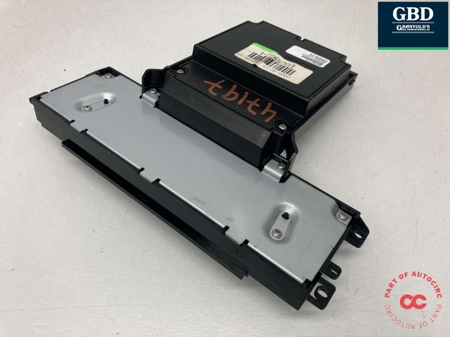 Bilstereo betjeningspanel til Volvo V70 2007-2013 (Type III, Fase 1)  (ALPS||30797715|MD20310-0427)