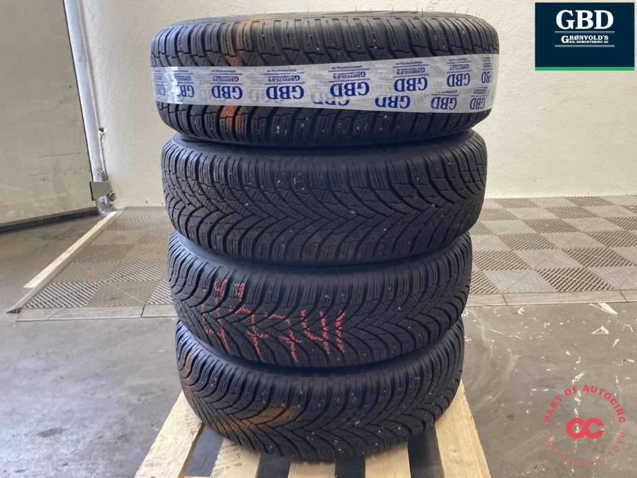 Hjulsett aluminium vinter til Suzuki Ignis 2016-->> (Type II)  (FIRESTONE PIGGFRI|WINTERHAWK 4 PROD 2025|175/65R15|5.5JX15H2 ET40)