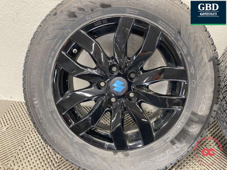 Hjulsett aluminium vinter til Suzuki SX4 S-CROSS 2013-->> (Type II)  (NOKIAN TYRES PIGGFRI|HAKKAPELITTA R5|215/60R16  PROD 23|6.5JX16 ET 50)