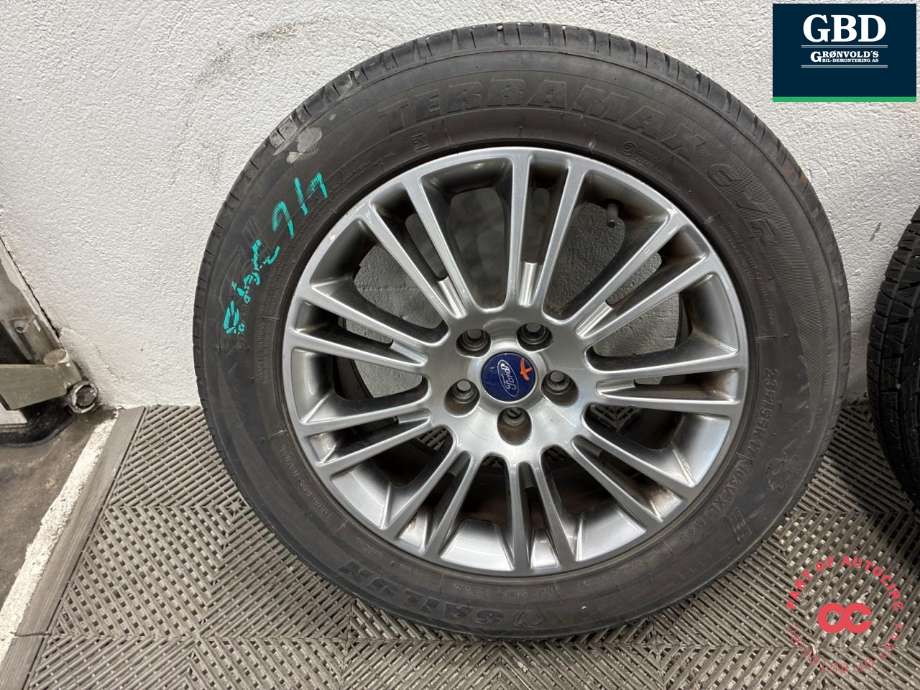Hjulsett aluminium sommer til Ford Kuga 2013-2019  (SAILUN|TERRAMAX CVR|235/55R17   PROD 22|7.5JX17   ET52)