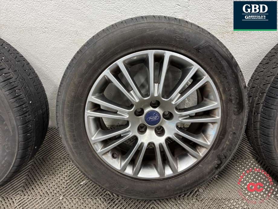 Hjulsett aluminium sommer til Ford Kuga 2013-2019  (SAILUN|TERRAMAX CVR|235/55R17   PROD 22|7.5JX17   ET52)
