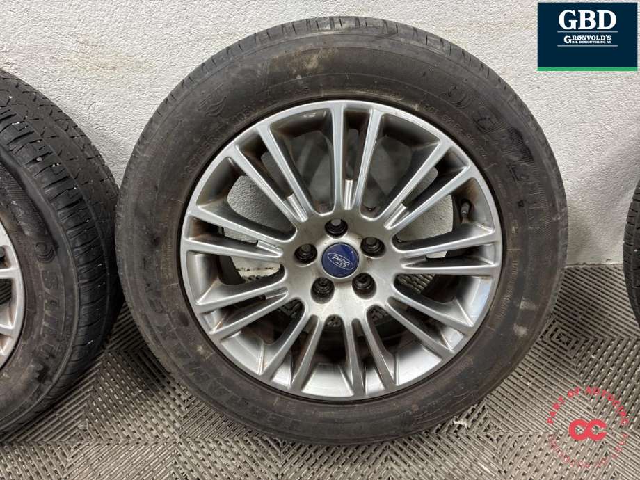 Hjulsett aluminium sommer til Ford Kuga 2013-2019  (SAILUN|TERRAMAX CVR|235/55R17   PROD 22|7.5JX17   ET52)