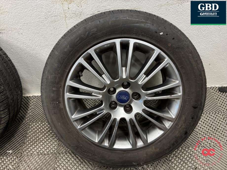 Hjulsett aluminium sommer til Ford Kuga 2013-2019  (SAILUN|TERRAMAX CVR|235/55R17   PROD 22|7.5JX17   ET52)