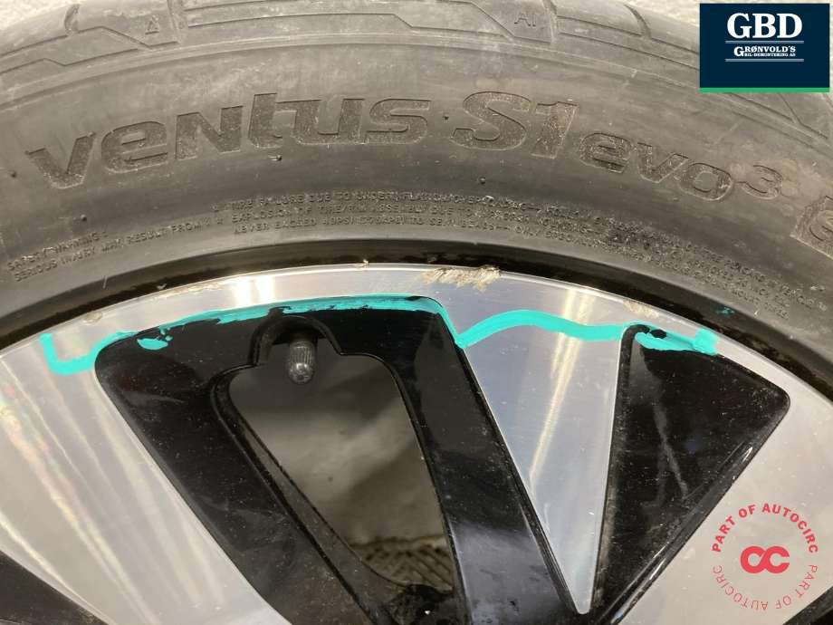 Hjulsett aluminium sommer til VW ID.4 2020-->> (HANKOOK VENTUS SI EVO3|2STK 235/50R20 8JX20 ET 45|2STK 255/45R20 9JX20 ET 42|PROD 21 3.3-4.5 MM)