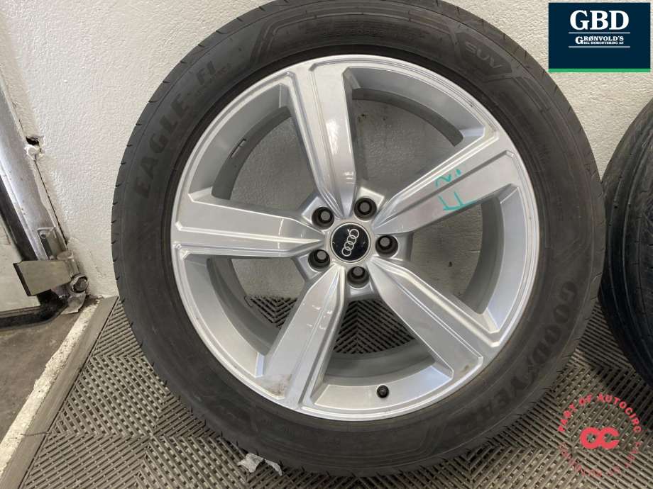 Hjulsett aluminium sommer til Audi e-tron 2018-->> (GOODYEAR EAGLE|F1 ASYMMETRIC 3 SUV|255/50R20 PROD 24|9JX20H2-N ET 38)